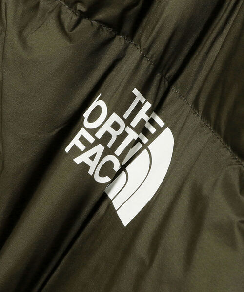Ray BEAMS（レイビームス）の「【WEB限定】THE NORTH FACE / ポンチョ コート（ポンチョ・レディース・ブラック/オリーブ・ONE SIZE）」の21枚目の写真