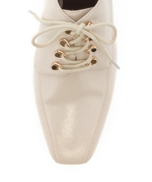 RANDA(ランダ)の「晴雨兼用 スクエアトゥレースアップシューズ(ドレスシューズ・レディース・ブラック/アイボリー/ピンクベージュ・M/L/LL/S)」の18枚目の写真