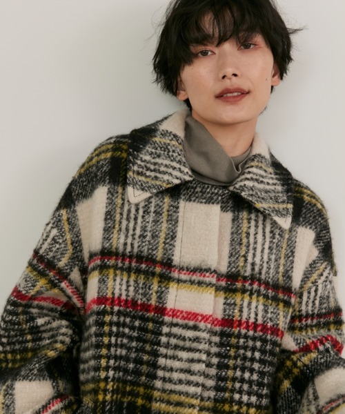 Maison de Beige（メゾンドベージュ）の「ループチェックステンカラーコート（ステンカラーコート・レディース・その他3・9号）」の2枚目の写真