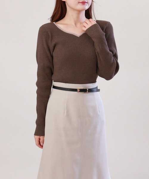 TRUDEA（トルディア）の「viscoseハートネックリブニット（ニット/セーター・レディース・ワイン/ベージュ/グレイッシュベージュ/ブラウン/ピンクベージュ・MEDIUM/LARGE）」の3枚目の写真