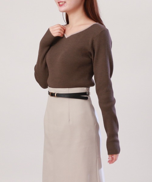 TRUDEA（トルディア）の「viscoseハートネックリブニット（ニット/セーター・レディース・ワイン/ベージュ/グレイッシュベージュ/ブラウン/ピンクベージュ・MEDIUM/LARGE）」の7枚目の写真