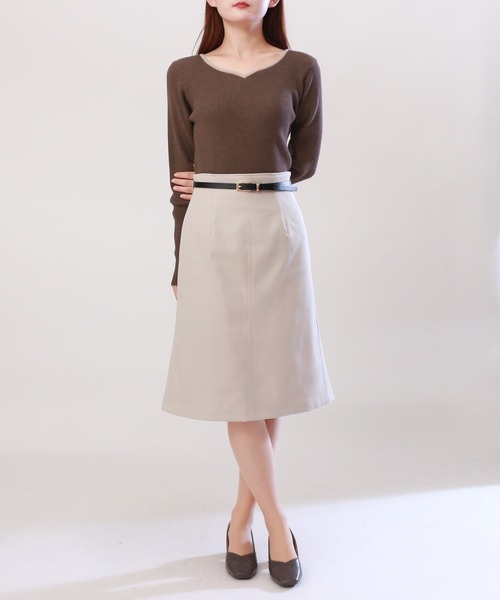 TRUDEA（トルディア）の「viscoseハートネックリブニット（ニット/セーター・レディース・ワイン/ベージュ/グレイッシュベージュ/ブラウン/ピンクベージュ・MEDIUM/LARGE）」の9枚目の写真