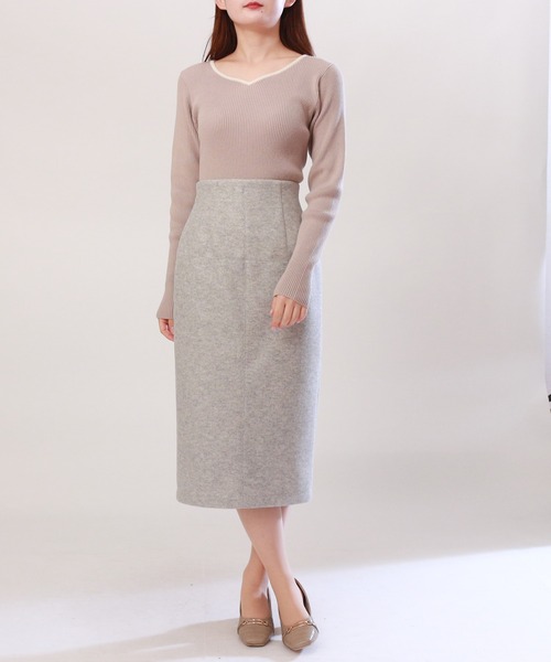 TRUDEA（トルディア）の「viscoseハートネックリブニット（ニット/セーター・レディース・ワイン/ベージュ/グレイッシュベージュ/ブラウン/ピンクベージュ・MEDIUM/LARGE）」の15枚目の写真