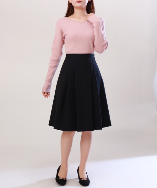 TRUDEA（トルディア）の「viscoseハートネックリブニット（ニット/セーター・レディース・ワイン/ベージュ/グレイッシュベージュ/ブラウン/ピンクベージュ・MEDIUM/LARGE）」の20枚目の写真