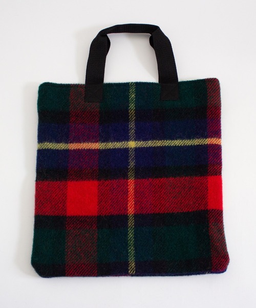 TWEED MILL(ツイードミル)の「【TWEED MILL (ツイードミル)】ブランケットトート・S(トートバッグ・レディース・グリーン系その他/イエロー系その他/レッド系その他・S)」の17枚目の写真