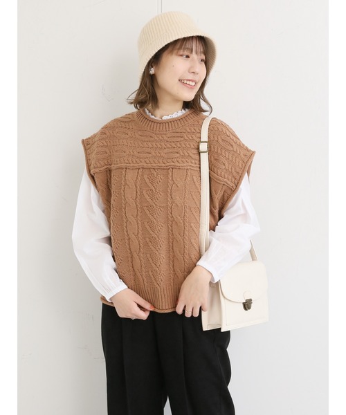 ehka sopo（エヘカソポ）の「パッチワークケーブルニットベスト（ベスト・レディース・ブラック/モカ/キナリ・ﾌﾘ-）」の22枚目の写真