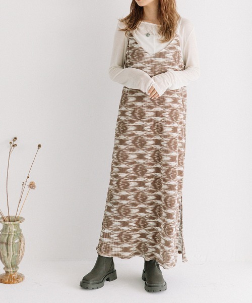 Flugge（フラッジー）の「volume sole long boots/ボリュームソールロングブーツ（ブーツ・レディース・アイボリー/カーキ・24cm/24.5cm/22.5cm/23cm/23.5cm/25cm）」の7枚目の写真