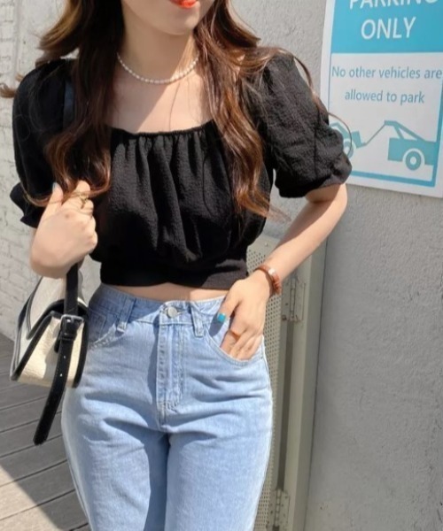 Auntie Rosa（アンティローザ）の「バックリボンクロップド丈TOPS（シャツ/ブラウス・レディース・ブラック/ホワイト・FREE）」の2枚目の写真