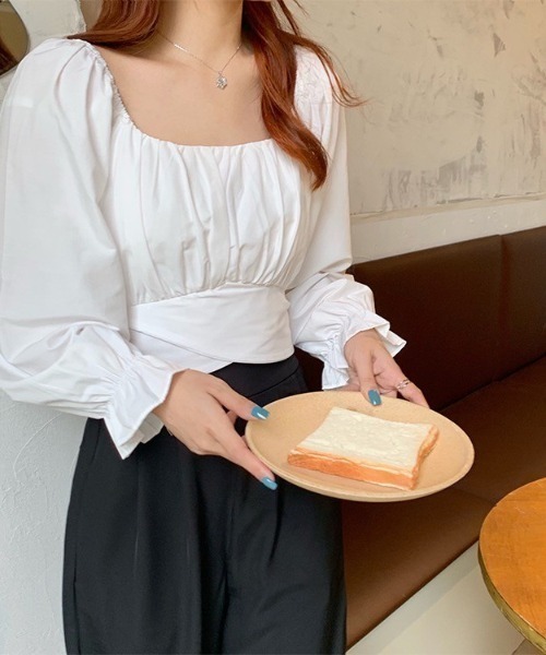 Auntie Rosa（アンティローザ）の「バックリボンクロップド丈TOPS（シャツ/ブラウス・レディース・ブラック/ホワイト・FREE）」の11枚目の写真