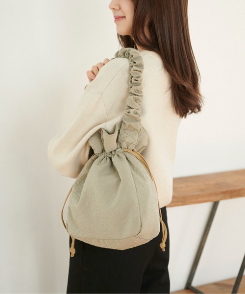 FREE'S MART（フリーズマート）の「◆巾着トート（トートバッグ・レディース・ブラック/ホワイト/グリーン・ﾌﾘ-）」の9枚目の写真