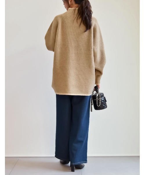 Re:EDIT(リエディ)の「アルパカタッチハイネック起毛配色ニットボリュームスリーブトップス(ニット/セーター・レディース・チャコール/ホワイト系その他/ブラック/ホワイト系その他2/グレー/ブルー/モカ・MEDIUM/LARGE)」の13枚目の写真