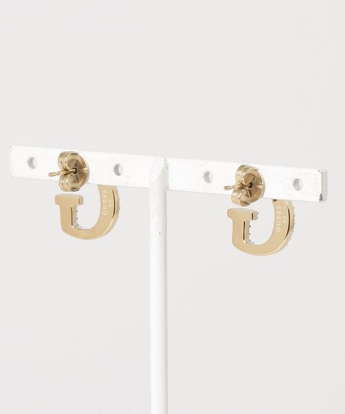 Guess（ゲス）の「CRYSTAL HARMONY 14mm Color Pave G Studs Pierce（ピアス（両耳用）・レディース・ゴールド系その他・ONE SIZE）」の4枚目の写真