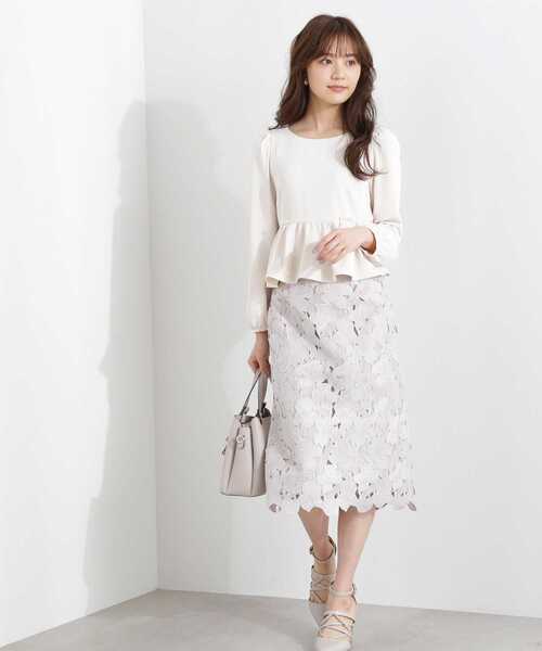 PROPORTION BODY DRESSING(プロポーションボディドレッシング)の「パールペプラムブラウス / 1213110101(シャツ/ブラウス・レディース・ライトグリーン/ネイビー/オフホワイト・SMALL/MEDIUM)」の14枚目の写真