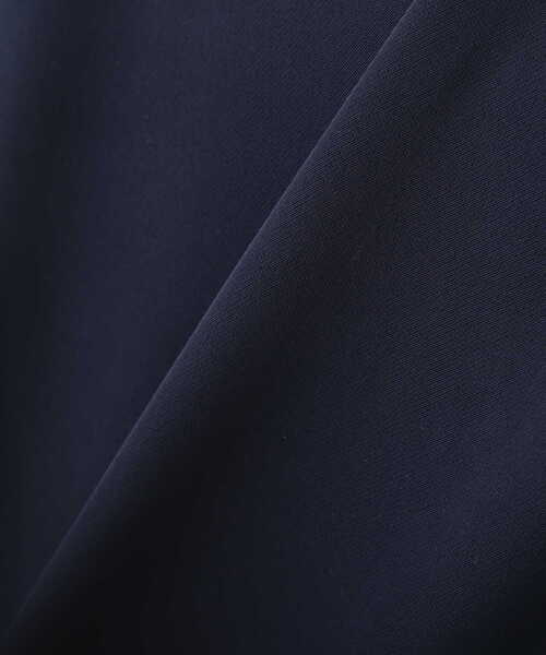 PROPORTION BODY DRESSING(プロポーションボディドレッシング)の「パールペプラムブラウス / 1213110101(シャツ/ブラウス・レディース・ライトグリーン/ネイビー/オフホワイト・SMALL/MEDIUM)」の10枚目の写真