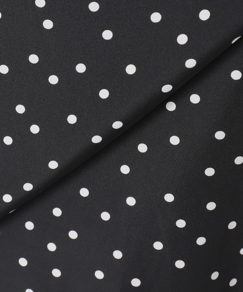 Spick & Span（スピックアンドスパン）の「ドットタフタボリューム