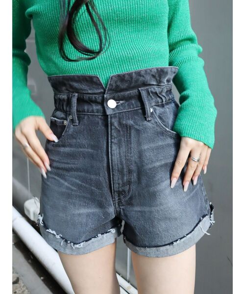 EVRIS（エヴリス）の「ダメージデニムショートパンツ（デニムパンツ・レディース・ホワイト/ブラック/ブルー・SMALL/MEDIUM）」の17枚目の写真