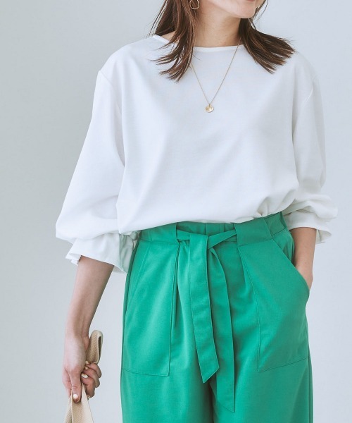 nissen（ニッセン）の「袖タックトップス(きれい見えポンチ素材)（Tシャツ/カットソー・レディース・ブラック/オフホワイト/ライトグレー・L/LL/M/S）」の4枚目の写真