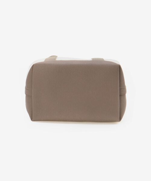 le.coeur blanc（ルクールブラン）の「パーテーショントート（トートバッグ・レディース・ブラック/シルバー/グレイッシュベージュ・FREE）」の6枚目の写真