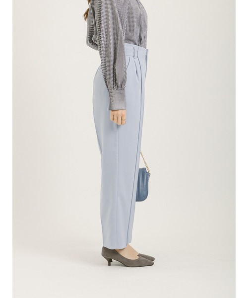 Te chichi（テチチ）の「ダブルクロスセンターシームテーパードパンツ（その他パンツ・レディース・ブラック/ベージュ/サックスブルー・SMALL/MEDIUM）」の16枚目の写真