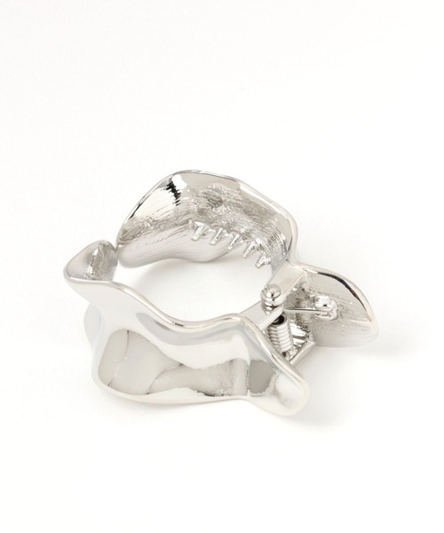 LOWRYS FARM(ローリーズファーム)の「サークルバンス 190726(バレッタ/ヘアクリップ・レディース・シルバー/ゴールド/キャメル/ベージュ・FREE)」の13枚目の写真