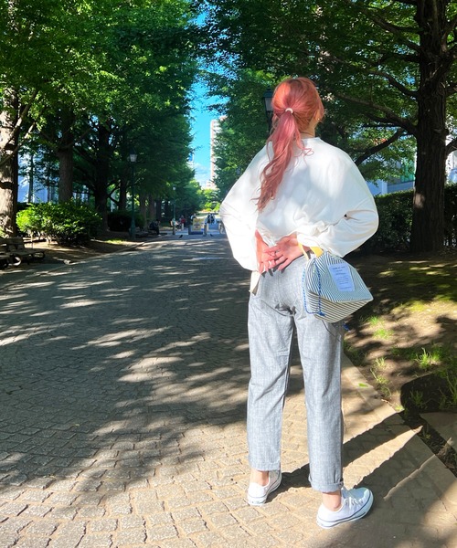 LBC（エルビーシー）の「※ZOZO限定※カラーテーパードパンツ（その他パンツ・レディース・オレンジ/パープル/ベージュ/ブラック/ダークオリーブ/ライトイエロー/ネイビー・S/M/L）」の21枚目の写真