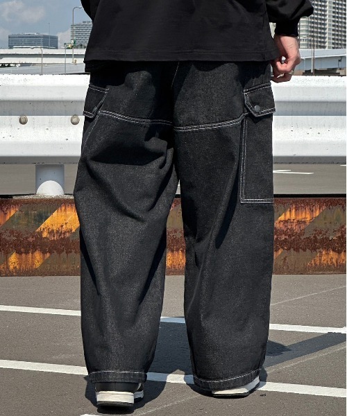 kutir（クティール）の「【kutir5周年記念アイテム】ダブルニーアソートワイドカーゴパンツ（カーゴパンツ・メンズ・ブラック×ホワイト/カーキ/ブラック×イエロー・MEDIUM/SMALL/LARGE）」の21枚目の写真