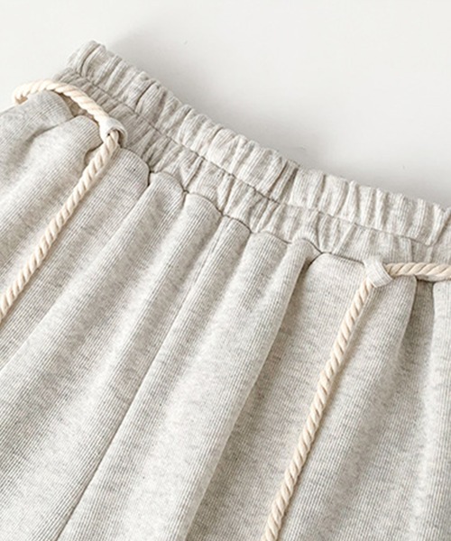 aimoha（アイモハ）の「スウェットワイドパンツ（スウェットパンツ・レディース・ダークグレー/ホワイト/スモークピンク/グレー/ブラック・LARGE/SMALL/MEDIUM/X-LARGE）」の12枚目の写真