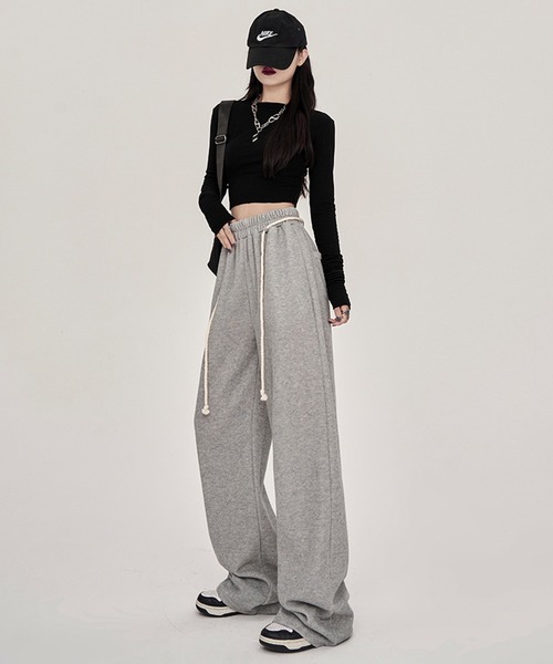 aimoha（アイモハ）の「スウェットワイドパンツ（スウェットパンツ・レディース・ダークグレー/ホワイト/スモークピンク/グレー/ブラック・LARGE/SMALL/MEDIUM/X-LARGE）」の21枚目の写真