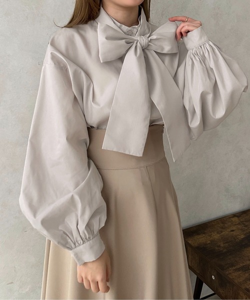 apres jour clair（アプレジュールクレア）の「【apres jour clair】ボウタイ付ブラウス【ZOZOTOWN限定アイテム】（シャツ/ブラウス・レディース・ライトグレー/オフホワイト/オレンジ系その他・X-LARGE/フリー）」の22枚目の写真