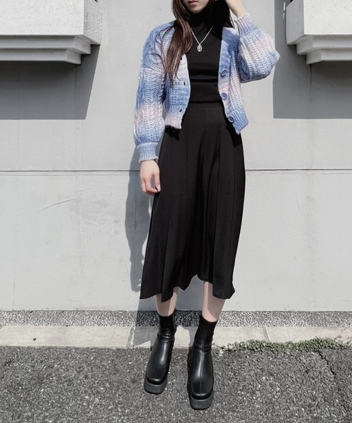 Figments（フィグメンツ）の「タイダイドロップショルダーカーディガン（カーディガン/ボレロ・レディース・ブラック/パープル・FREE）」の8枚目の写真