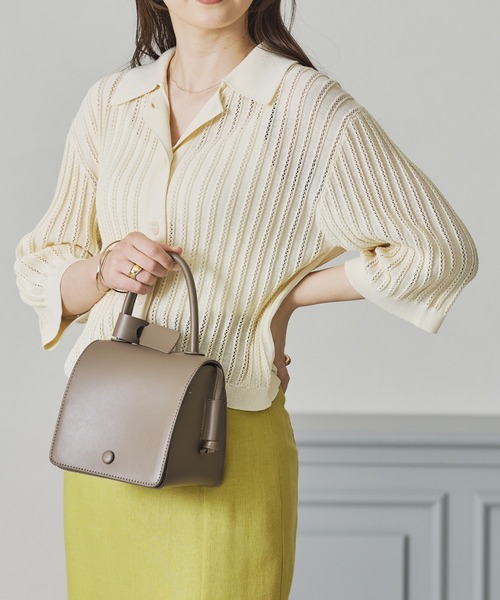 acro（アクロ）の「襟付き透かし編みニットカーディガン/AC3508（シャツ/ブラウス・レディース・ブルー/ホワイト/ブラック・フリー）」の2枚目の写真