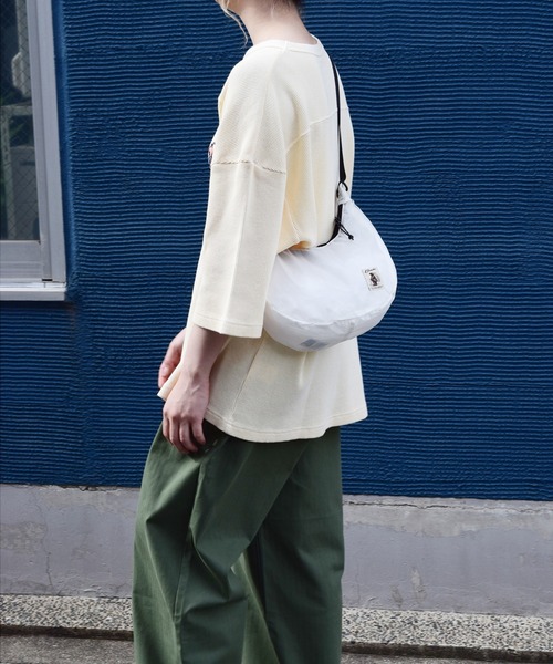 COBMASTER（コブマスター）の「【COBMASTER/コブマスター】BANANA SHOULDER BAG（ショルダーバッグ・メンズ・ベージュ/グリーン/ホワイト/ブラウン/ブラック・FREE）」の10枚目の写真