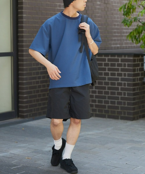 CIAOPANIC TYPY（チャオパニックティピー）の「ストレッチシアサッカークルーネックTee（スポーツグッズ・メンズ・ブルー/ブラウン/ダークネイビー・M/L）」の5枚目の写真