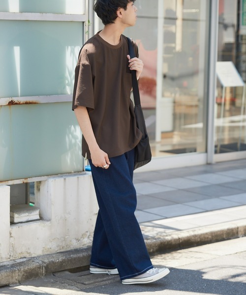 CIAOPANIC TYPY（チャオパニックティピー）の「ストレッチシアサッカークルーネックTee（スポーツグッズ・メンズ・ブルー/ブラウン/ダークネイビー・M/L）」の4枚目の写真