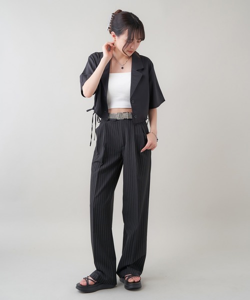 SPINNS（スピンズ）の「2タックストライプデザイン ストレートパンツ（スラックス・レディース・チャコール/ブラック・S/M）」の14枚目の写真