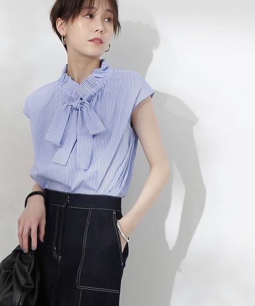 N.(N. Natural Beauty Basic)(エヌエヌナチュラルビューティーベーシック)の「◆リボンタイハイネックフリルブラウス(シャツ/ブラウス・レディース・ブラック/ストライプ/オフホワイト・MEDIUM)」の3枚目の写真