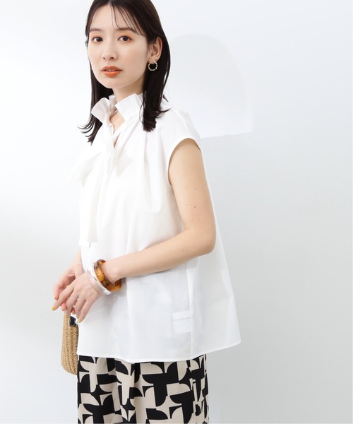 N.(N. Natural Beauty Basic)(エヌエヌナチュラルビューティーベーシック)の「◆リボンタイハイネックフリルブラウス(シャツ/ブラウス・レディース・ブラック/ストライプ/オフホワイト・MEDIUM)」の4枚目の写真