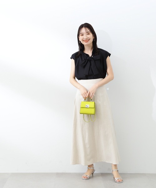 N.(N. Natural Beauty Basic)(エヌエヌナチュラルビューティーベーシック)の「◆リボンタイハイネックフリルブラウス(シャツ/ブラウス・レディース・ブラック/ストライプ/オフホワイト・MEDIUM)」の5枚目の写真