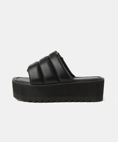 FOREVER 21(フォーエバー トゥエンティーワン)の「アッパークッションサンダル(サンダル・レディース・グリーン/ブラック/シルバー・SMALL/MEDIUM/LARGE)」の19枚目の写真