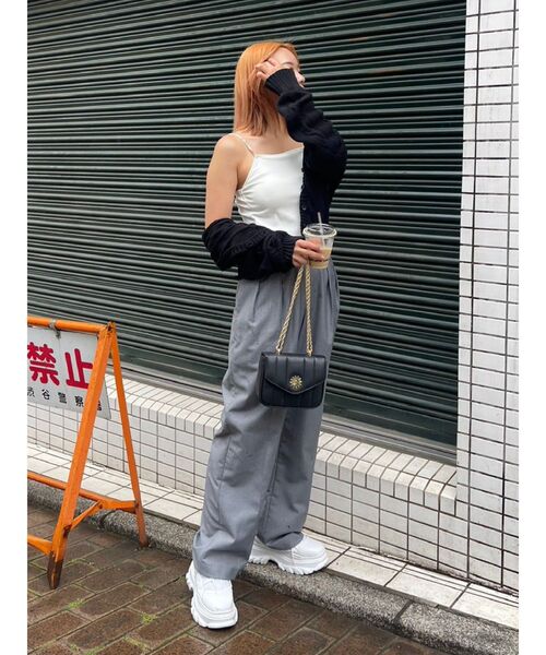 EVRIS（エヴリス）の「ウエストオープンタックパンツ（その他パンツ・レディース・グレー/ブラック・MEDIUM/SMALL）」の16枚目の写真