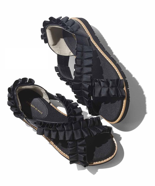 Live in comfort(リブインコンフォート)の「リブ イン コンフォート はまじとコラボ すぽっと履ける大人フリルサンダル(サンダル・レディース・ブラック/ベージュ・6/5/4/3/2/1)」の3枚目の写真