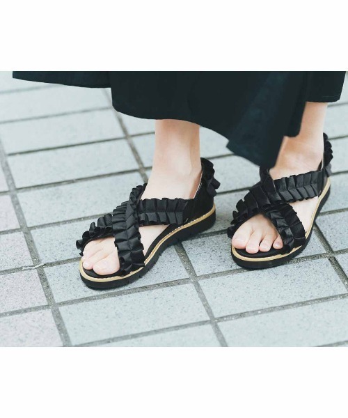 ほぼ未使用|名作オードリー|フェラガモ|7C|24㎝|パテント|黒|k1451 ほぼ未使用|名作オードリー|フェラガモ|7C|24㎝|パテント|黒|k1451