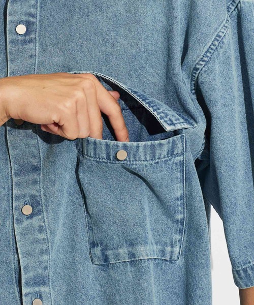 tk.TAKEO KIKUCHI（ティーケータケオキクチ）の「◆ケミカルデニムBIGシャツ（シャツ/ブラウス・メンズ・ブラック系3/ブルー系3・88）」の3枚目の写真