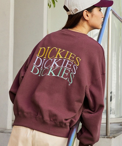 Dickies(ディッキーズ)の「Dickies/ディッキーズ 裏毛パッチロゴ刺繍クルーネックスウェットプルオーバー(スウェット・レディース・オートミール/オフホワイト/ネイビー/バーガンディー・M/L)」の4枚目の写真