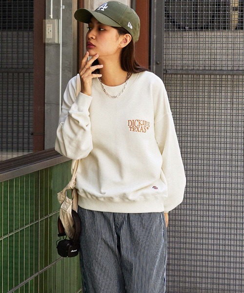 【DICKIES】★ストーンテクスチャー フォント ロゴスウェット ★ Dickies/ディッキーズ 裏毛パッチロゴ刺繍クルーネック