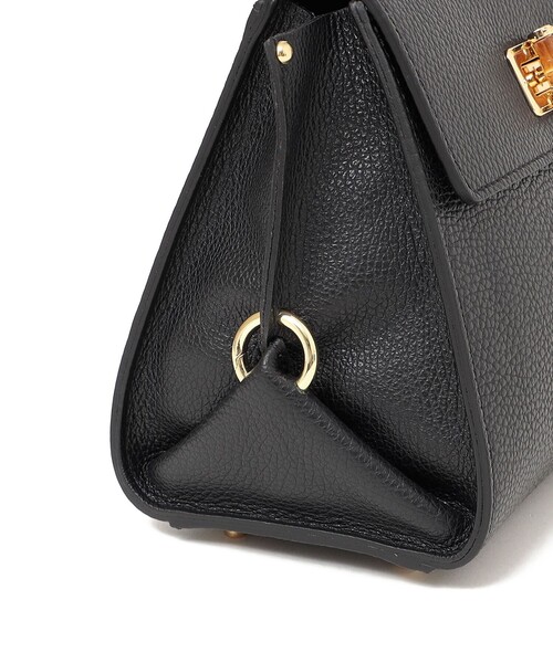 MARCO BIANCHINI(マルコビアンチーニ)の「MARCO BIANCHINI: フラップ ショルダーバッグ(ショルダーバッグ・レディース・ベージュ/ブラック・ONE SIZE)」の6枚目の写真