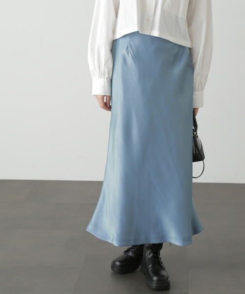 FREE'S MART(フリーズマート)の「◆シャイニーナロースカート(スカート・レディース・ベージュ/グリーン/ブラック・MEDIUM/SMALL)」の1枚目の写真