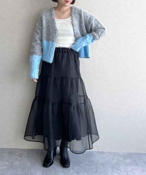 LOWRYS FARM(ローリーズファーム)の「シャギーバイカラーショートカーディガン 968135(カーディガン/ボレロ・レディース・ホワイト/グレー/ピンク・FREE)」の7枚目の写真
