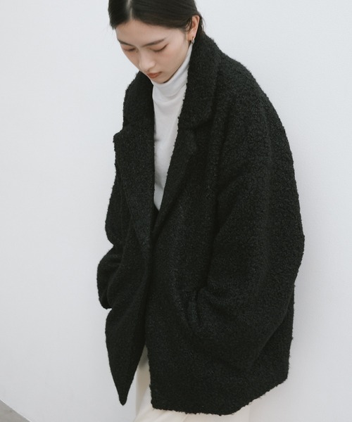 andme（アンドミー）の「ミドル丈シープ調ボアテーラードコート（チェスターコート・レディース・ライトベージュ/ブラック/モカ/ブラウン・M）」の2枚目の写真