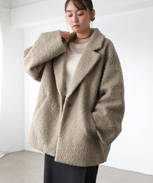 andme（アンドミー）の「ミドル丈シープ調ボアテーラードコート（チェスターコート）」